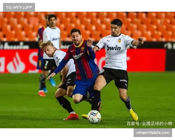 萨索洛3-2险胜卡利亚里，贝拉尔迪上演帽子戏法主导进球大战